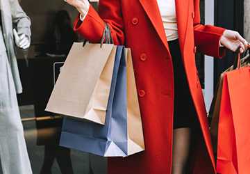 When Does High-End Fashion Go on Sale