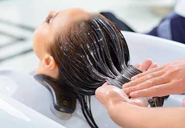 Who Should Use a Clarifying Shampoo?