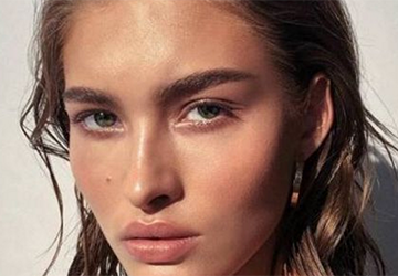 The Beauty of Simplicity: Embracing Minimalist Makeup